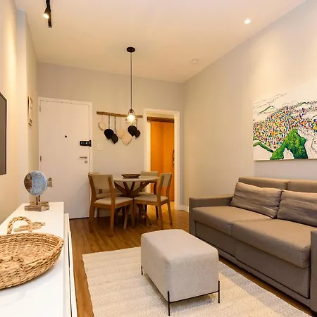 Apartamento Decorado A 350M Da Praia | Sf 159/102